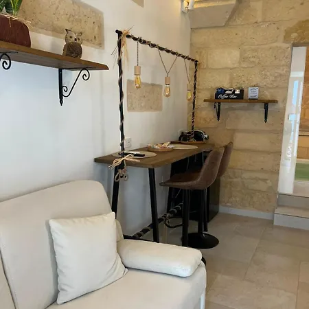 Avvolta Nel Salento - Room&relax Bed & Breakfast 4*